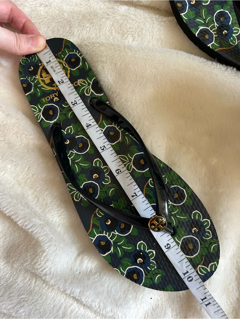 Tory Burch green floral flip flops women's 8-9 gold logo